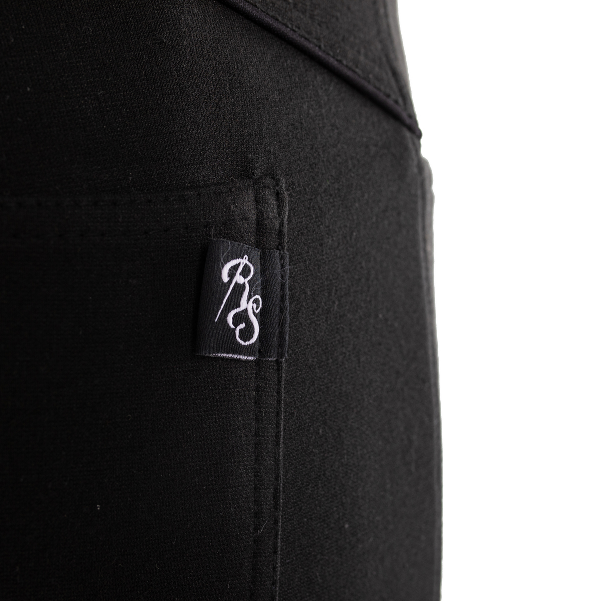 RustyStitches_Details_ClaudiaV2-12