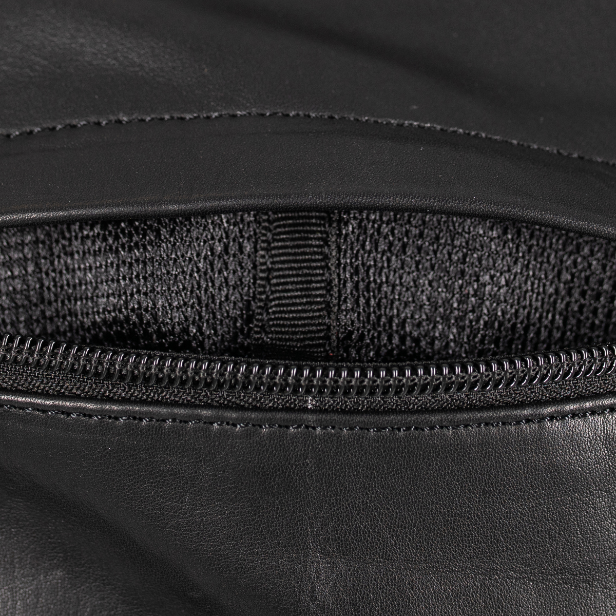 RustyStitches_Details_JoyceV2-3_1