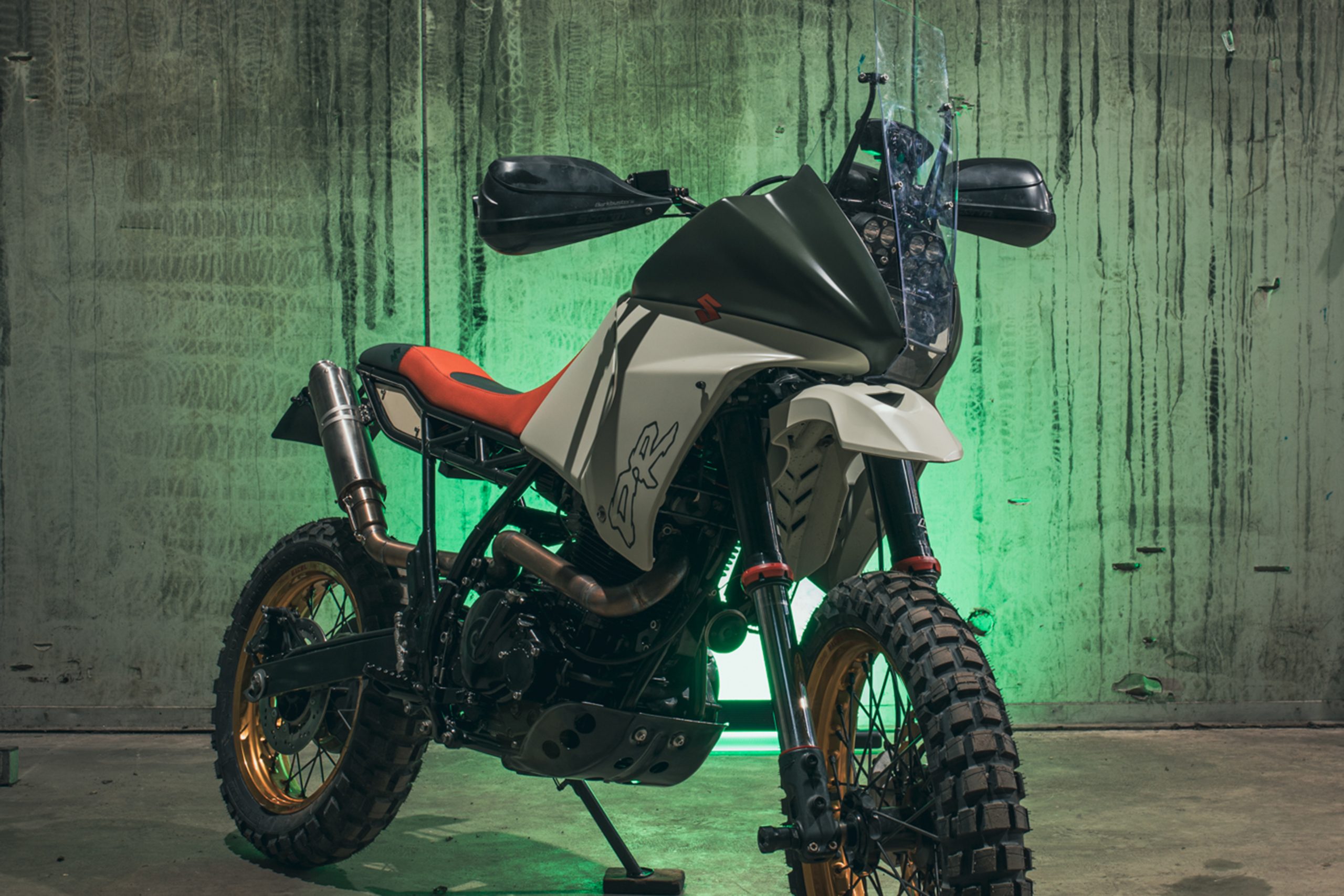 Suzuki-04-2