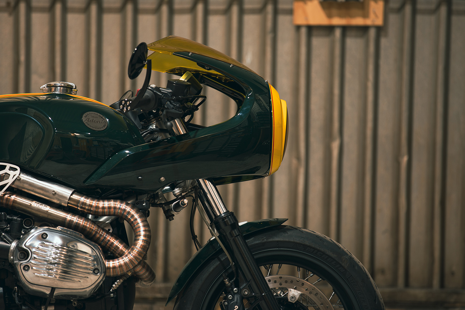 BMW-moto-adonis-2025-04