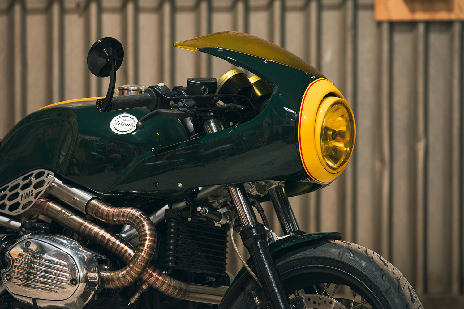 BMW-moto-adonis-2025-10